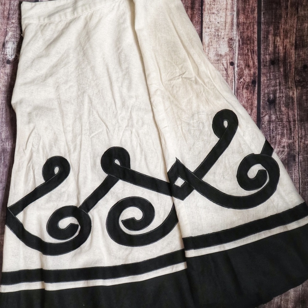 Cream linen a-line skirt - Picture 2 of 4